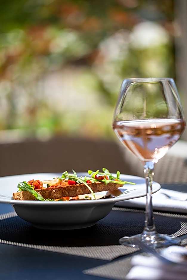 AC Hotel by Marriott Marseille Prado Velodrome