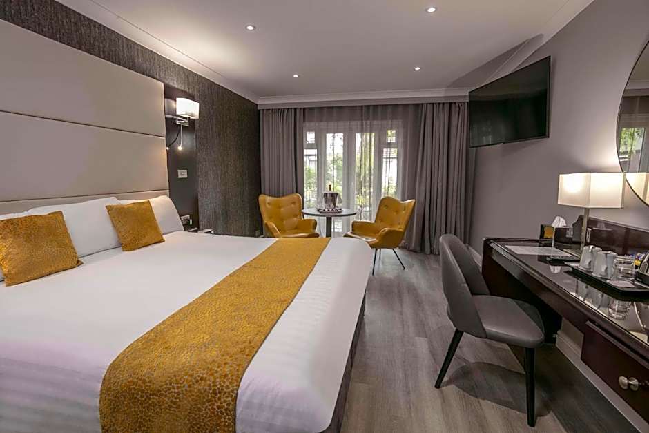Best Western Premier Heronston Hotel & Spa