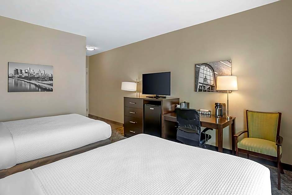 Best Western Plus Philadelphia-Pennsauken Hotel