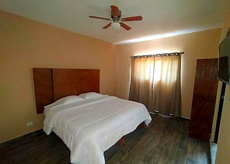 Oxi Hotel