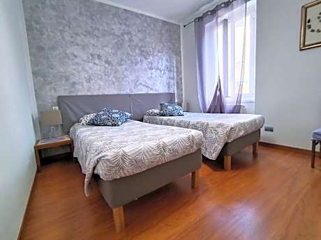 Triple Room with Private Bathroom