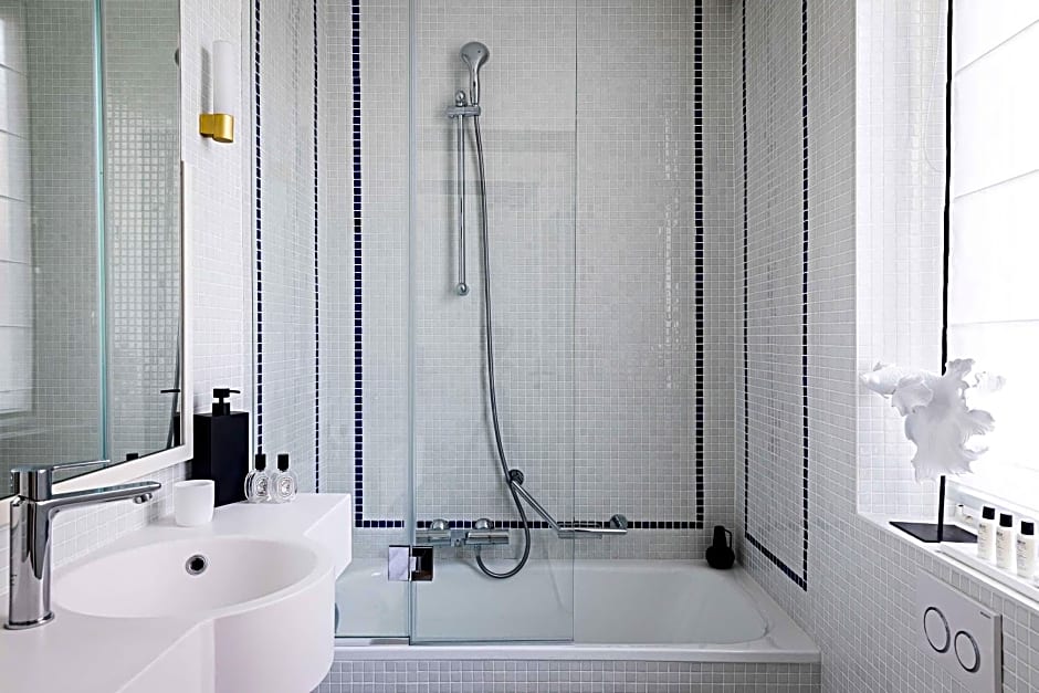 Le Riviera Collection, Signature Collection by Best Western