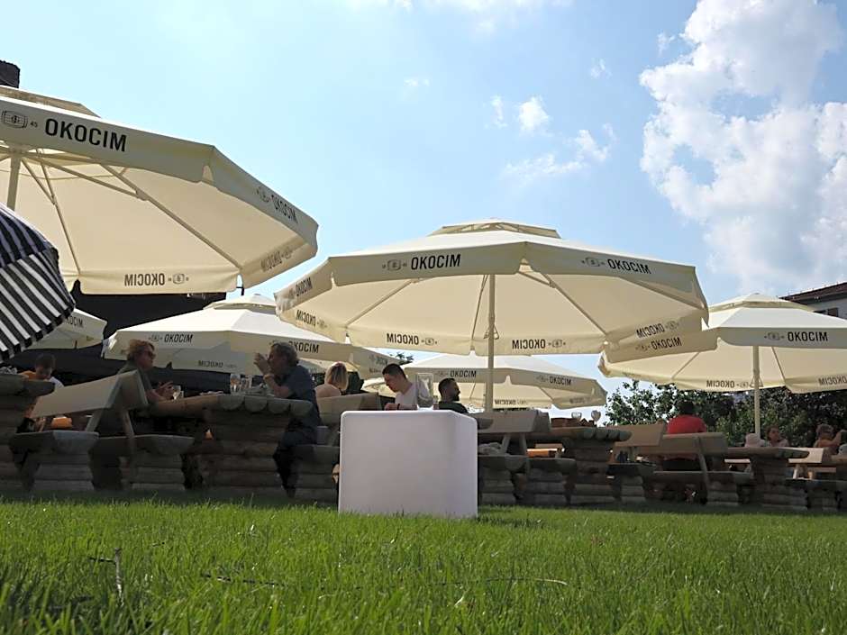 HOTEL CICHA WODA NIEPORĘT