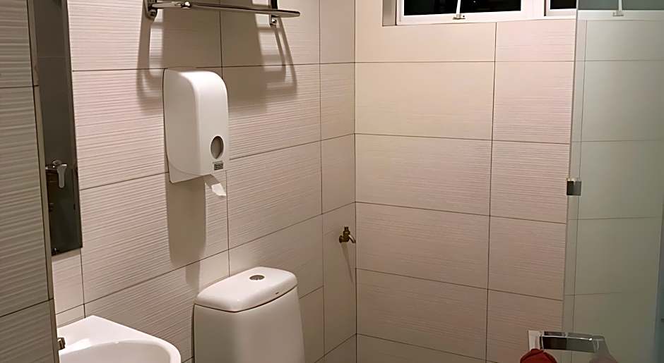 BREZZA HOTEL SITIAWAN