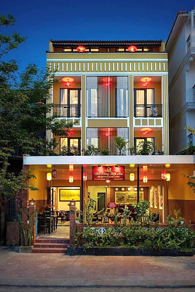 Hoi An Riverland Villa - Hoi An Center