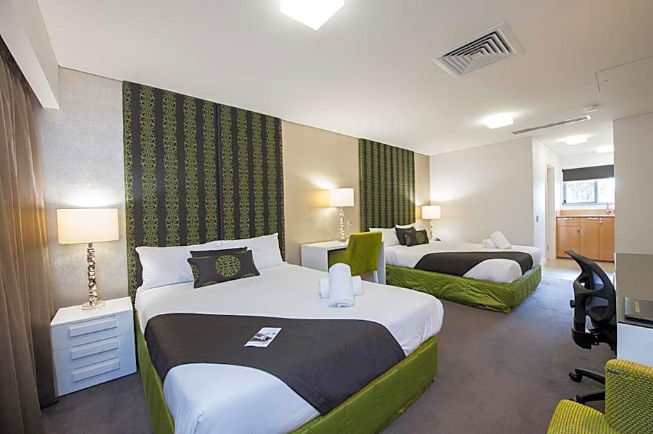 City Golf Club Motel