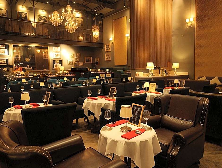 The Coach Hotel Sukhumvit