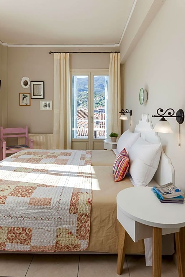 7 Brothers Hotel – Poros, 