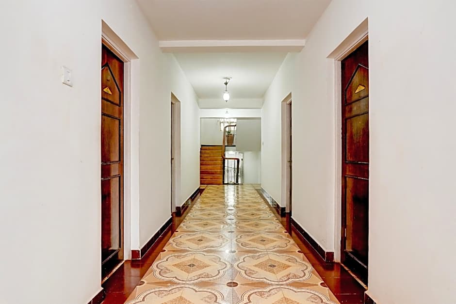 Majestic Inn – Calangute, KY