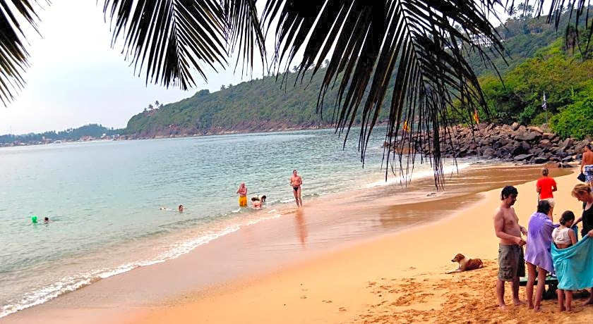 Villa Baywatch Rumassala