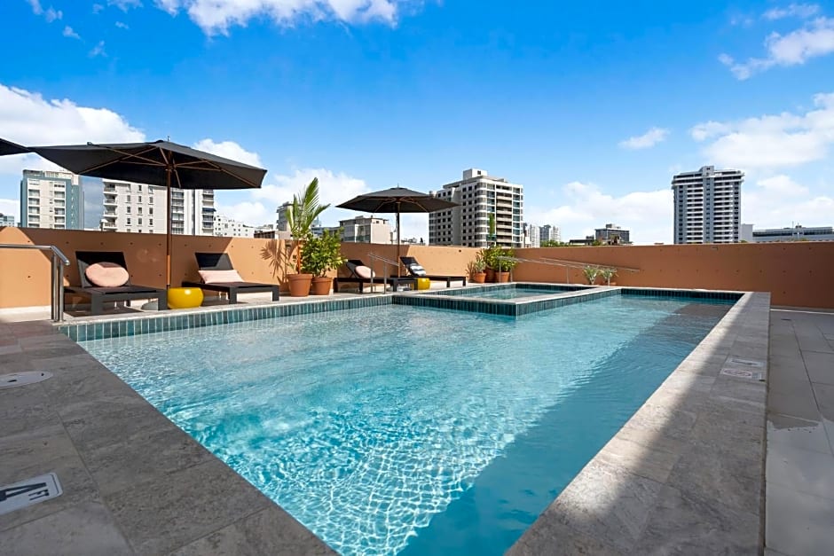 HiBird- Apartment and Suites Hotel