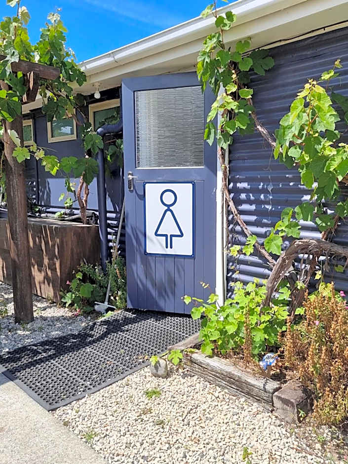 Cheviot Motels, Cabins and Camp