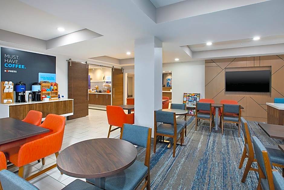 Holiday Inn Express Hotel & Suites West Monroe By IHG