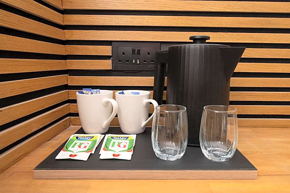 Amber Hotel with access to shared kitchen