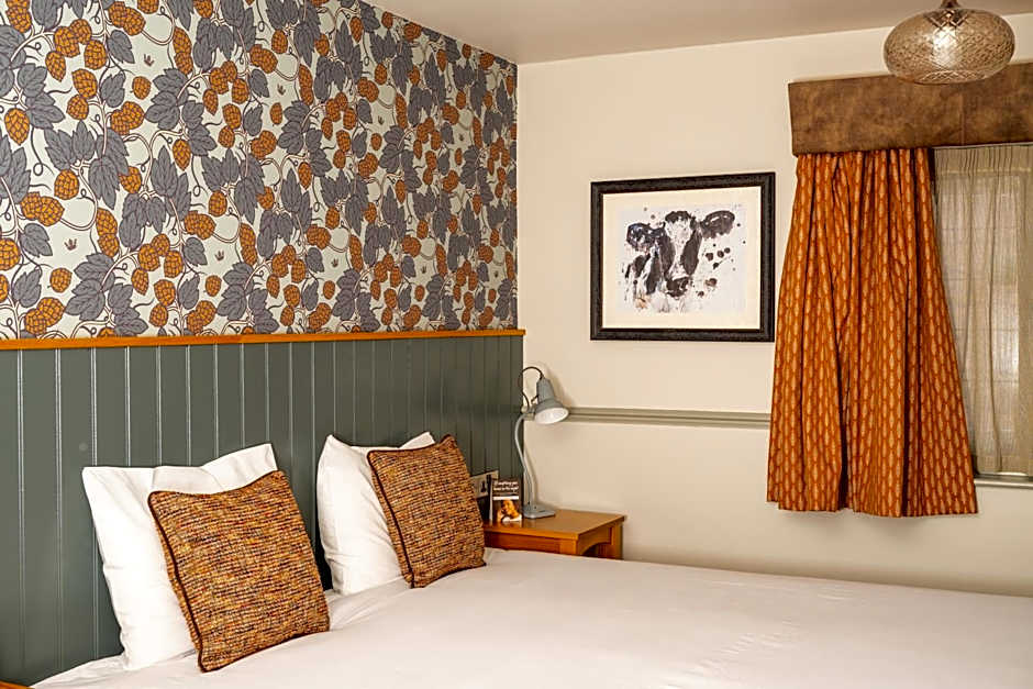 Red Lion Hotel by Greene King Inns