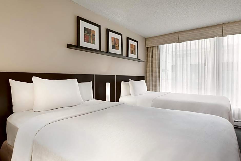 Embassy Suites by Hilton Montreal