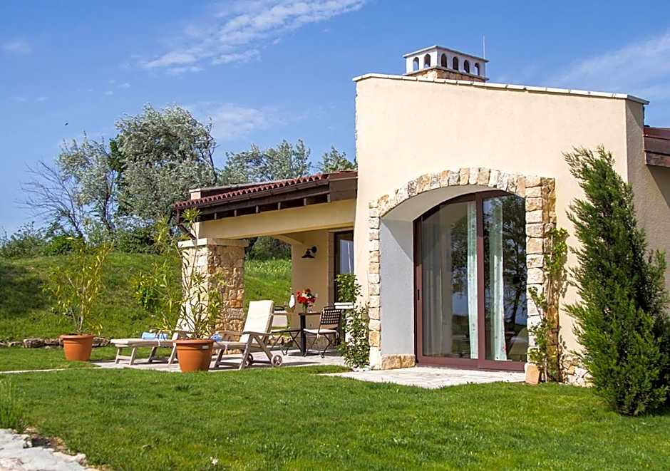 BlackSeaRama Golf & Villas