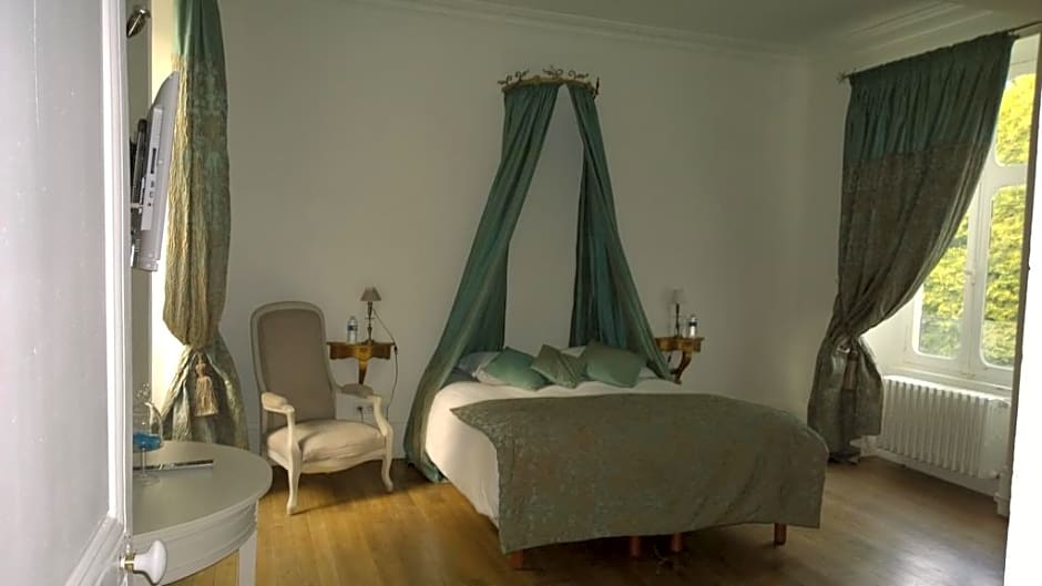 Château - Hôtel Le Sallay