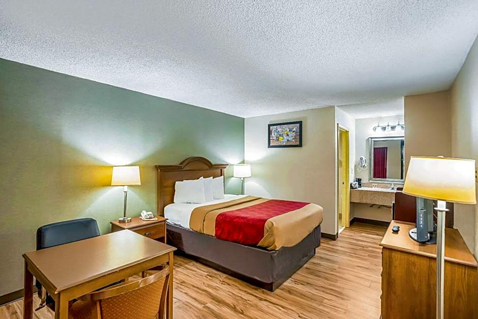 Econo Lodge Huntington - Barboursville University Area