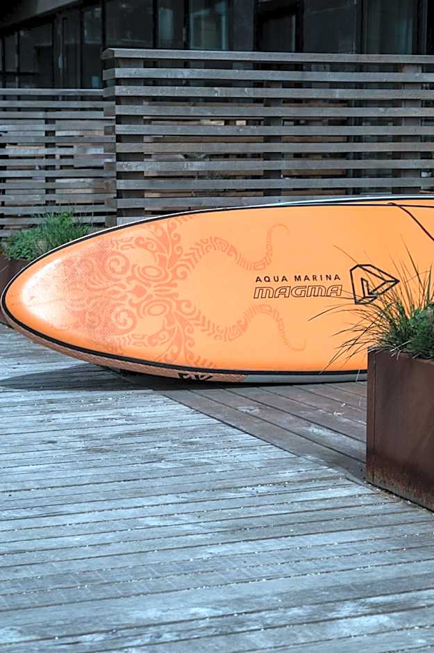 The Pier apartments by Daniel&Jacob's