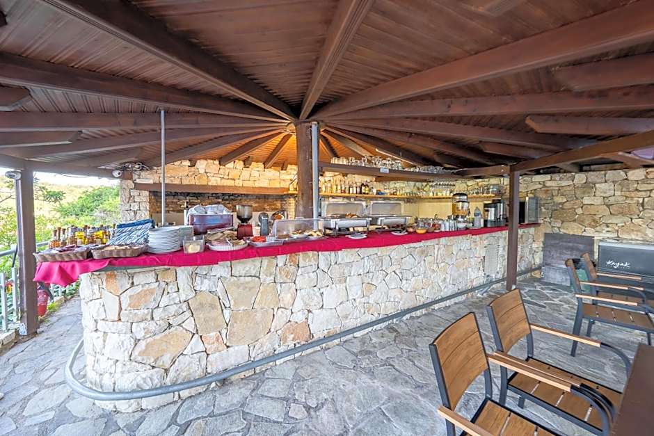 Bastas Hotel