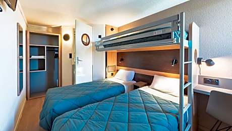 Standard Twin Room with One Bunk Bed