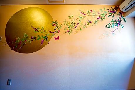 Bunk Bed in Mixed Dormitory Room