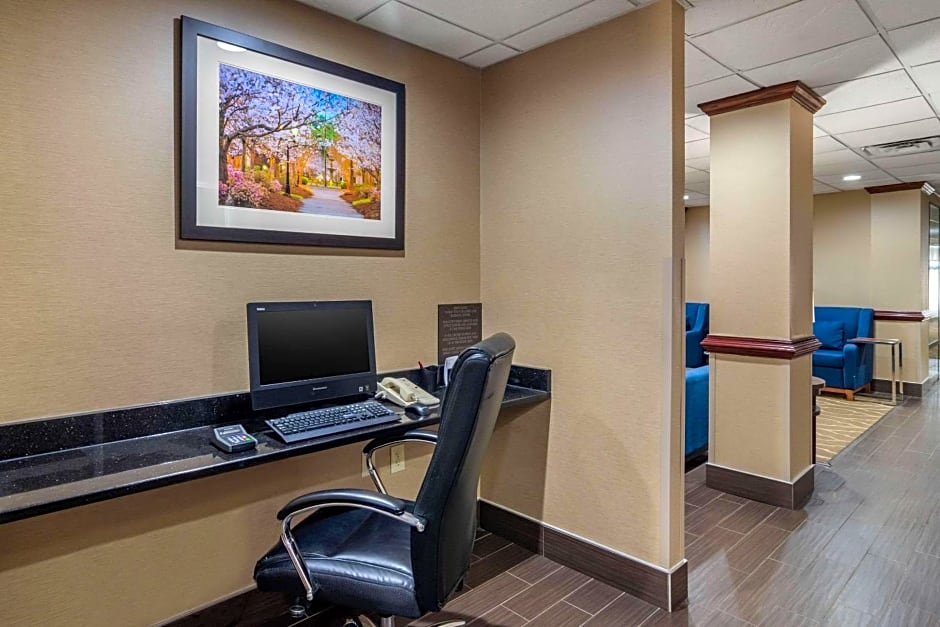 Comfort Suites Woodstock - Atlanta North