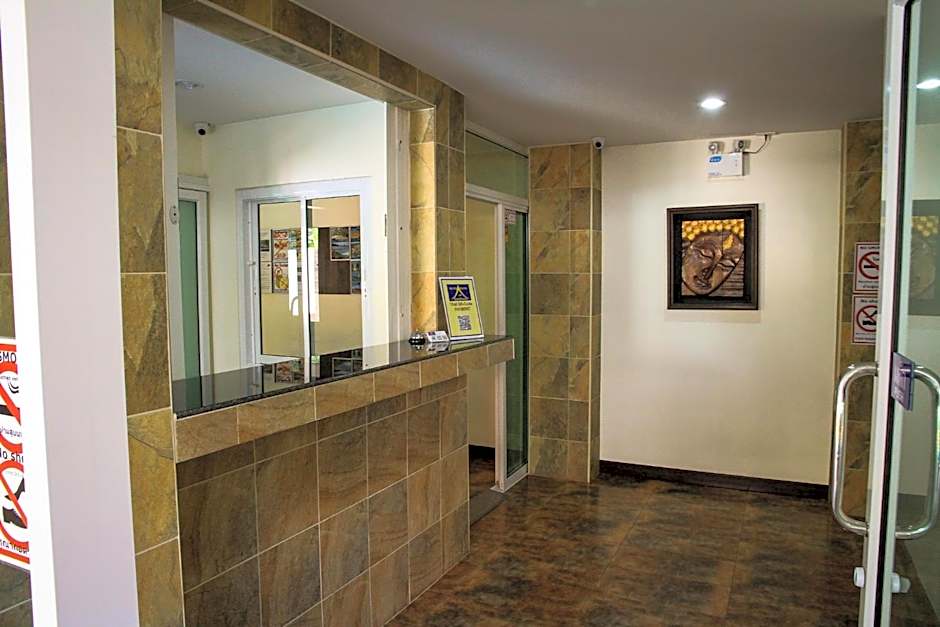 Sky Villa Hua Hin Guesthouse - Adults-Only