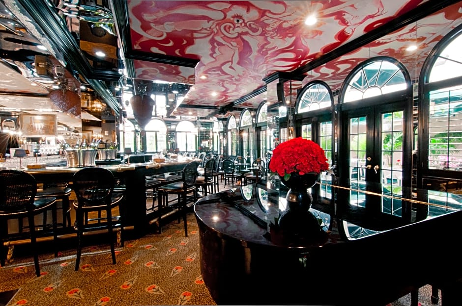 The Chesterfield Palm Beach