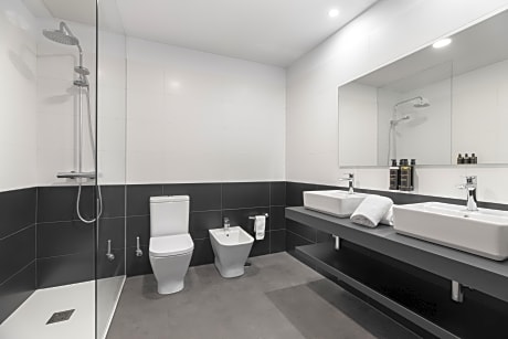 Junior Suite with balcony and views Capacity 3