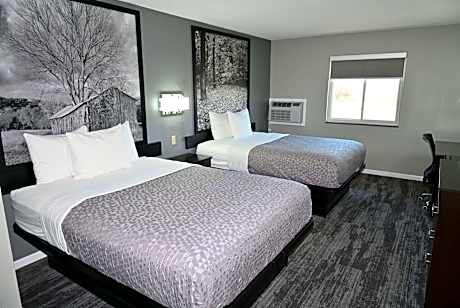 Super 8 by Wyndham Higginsville