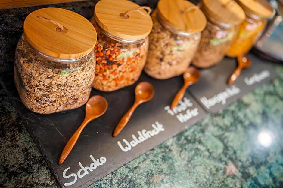 König Ludwig Design Hotel NEU Zimmer mit Sauna oder Whirlpool oder mehr