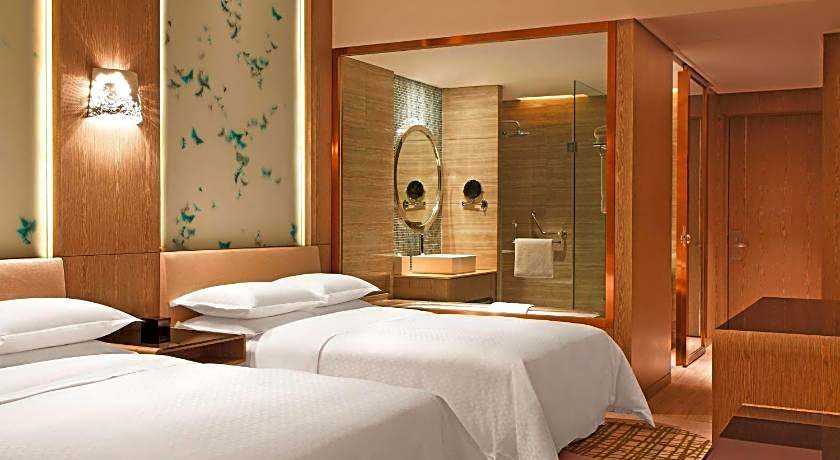 Four Points by Sheraton Luohe