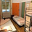 Baroque Hostel & Coworking