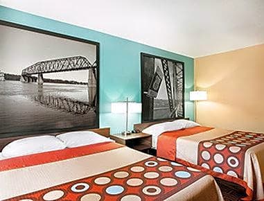 Super 8 by Wyndham Alton