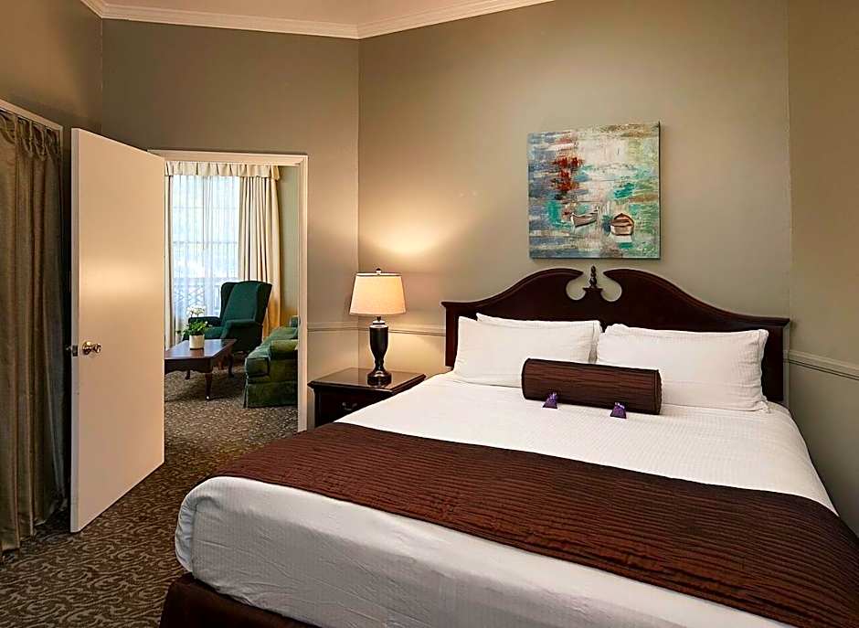 Lavender Inn by the Sea