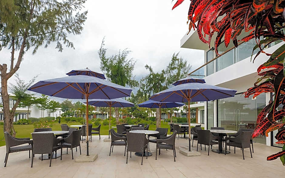 Saint Simeon Beach Residence