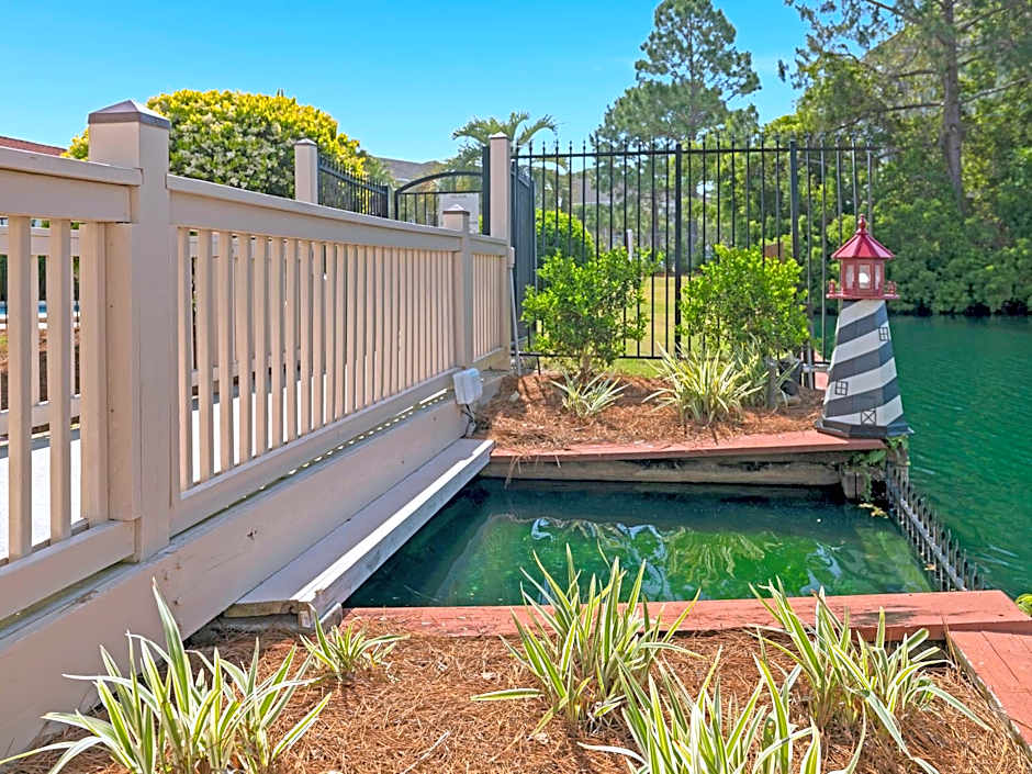 Charming Beach Studio With Pool & Sauna
