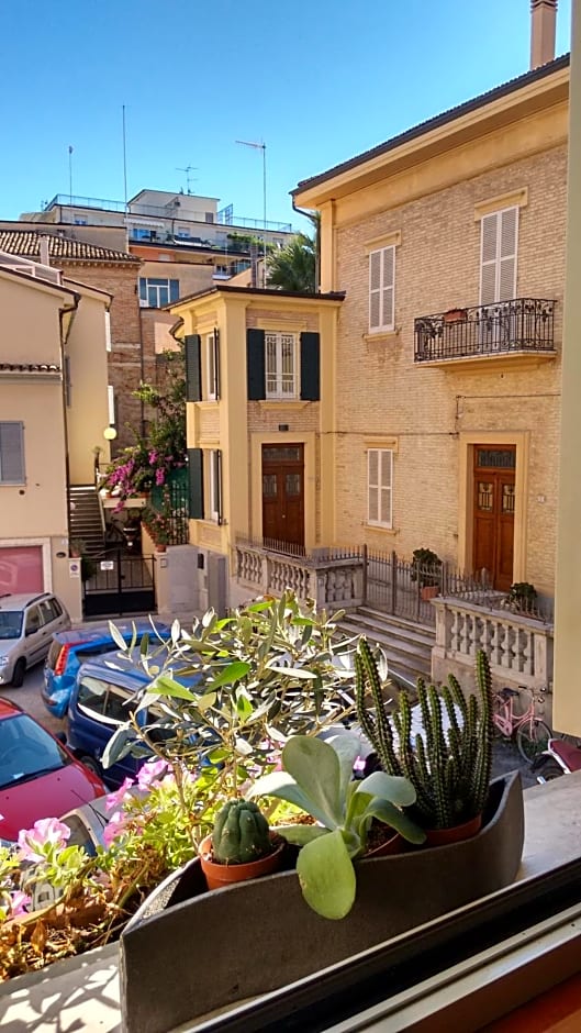 Largo Fileni 7 B&B – San Benedetto del Tronto, MO