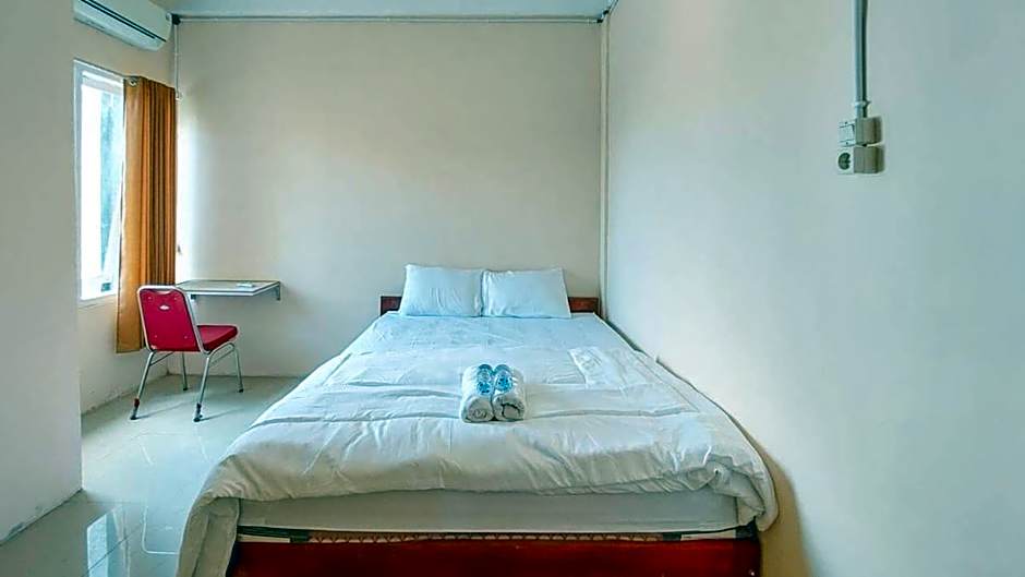 Artayya Puri 3 Syariah near Terminal Caruban Mitra RedDoorz