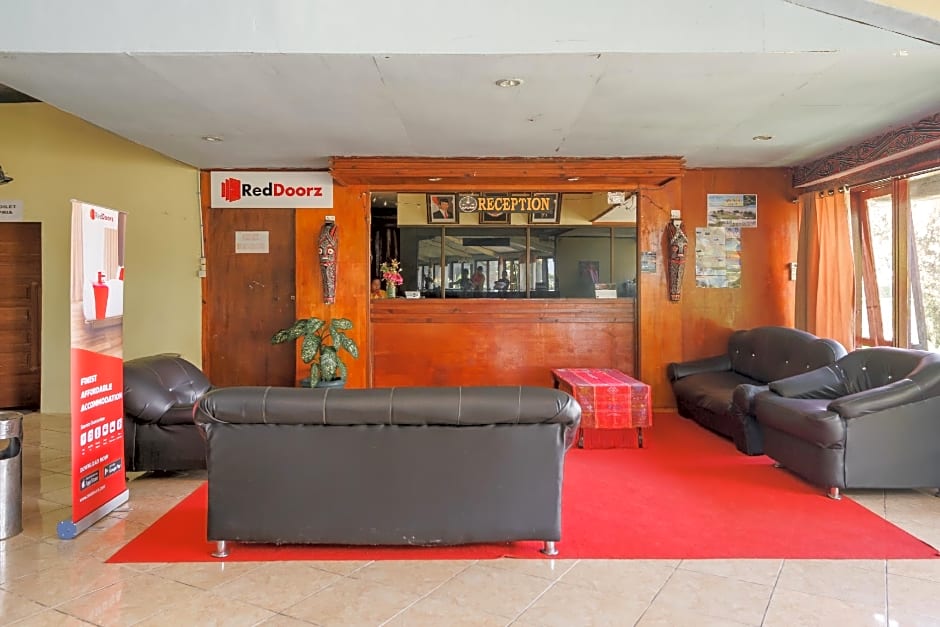 RedDoorz @ Tuktuk Danau Toba