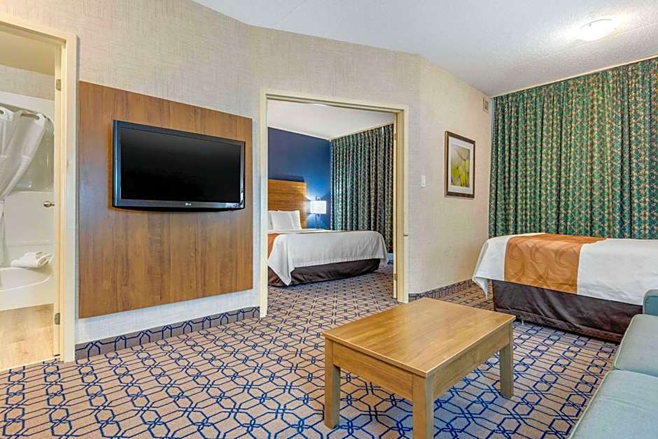 Quality Suites Whitby