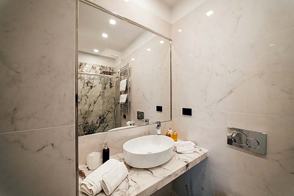 Aron Only Suites Bed and Breakfast