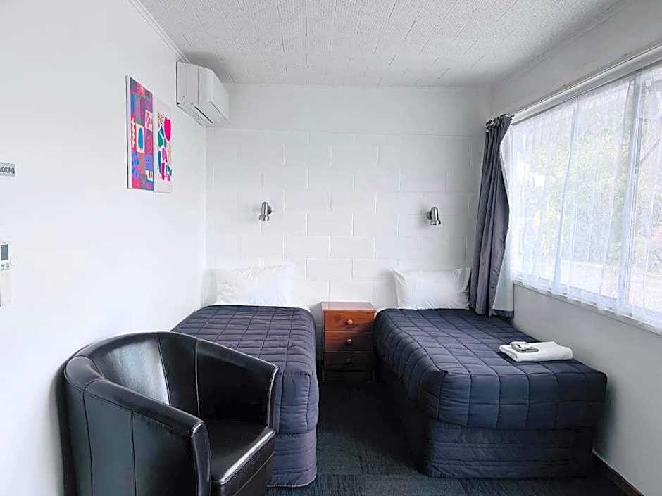 Brooklyne Motel Sanson