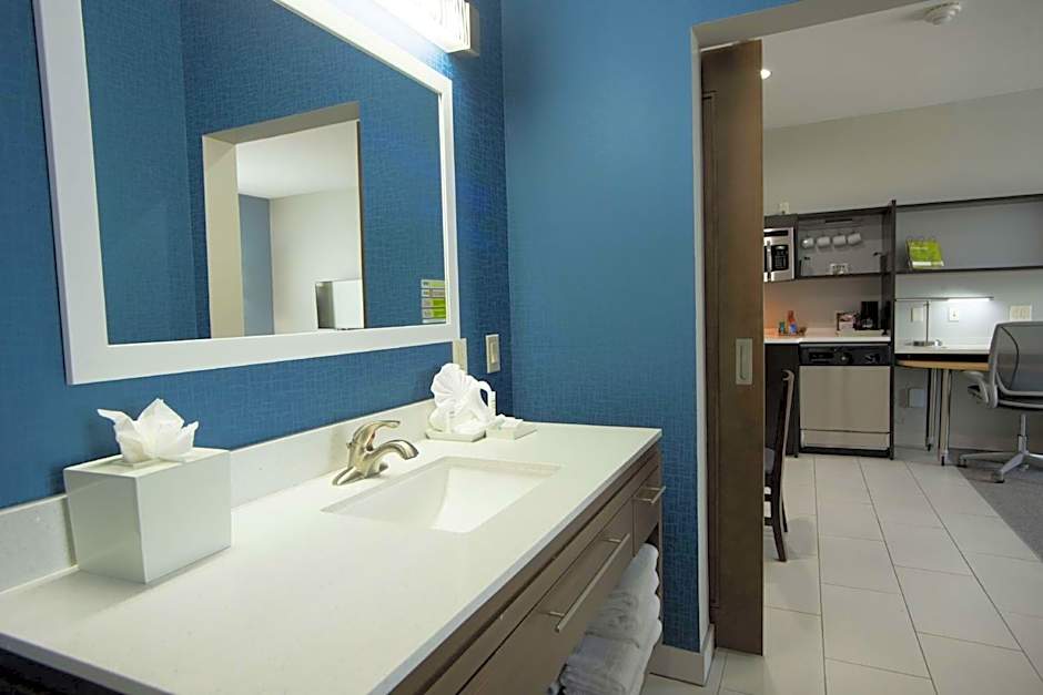 Home2 Suites by Hilton Tulsa Hills