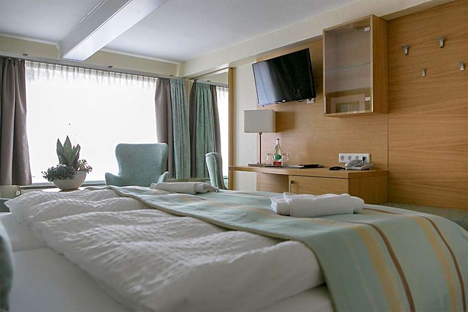 Hotel Neuwarft Altbau