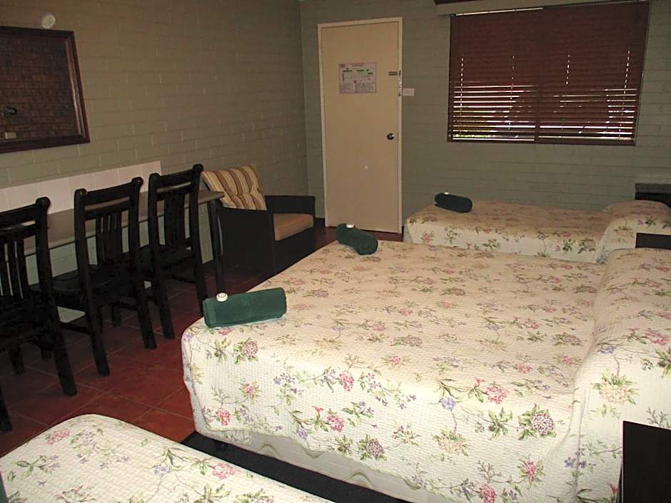 Barcaldine Country Motor Inn