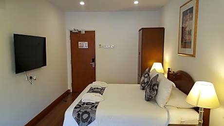 Super Deluxe Room