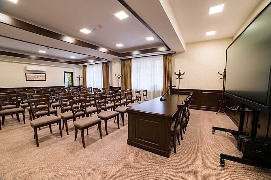 Piatra Pinului Ski & Spa